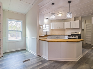 263 N Juniper Creek Rd – Kitchen01