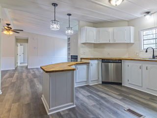 263 N Juniper Creek Rd – Kitchen03