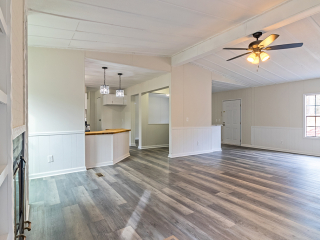 263 N Juniper Creek Rd – LivingRoom03