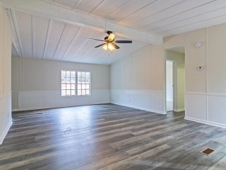 263 N Juniper Creek Rd – LivingRoom04