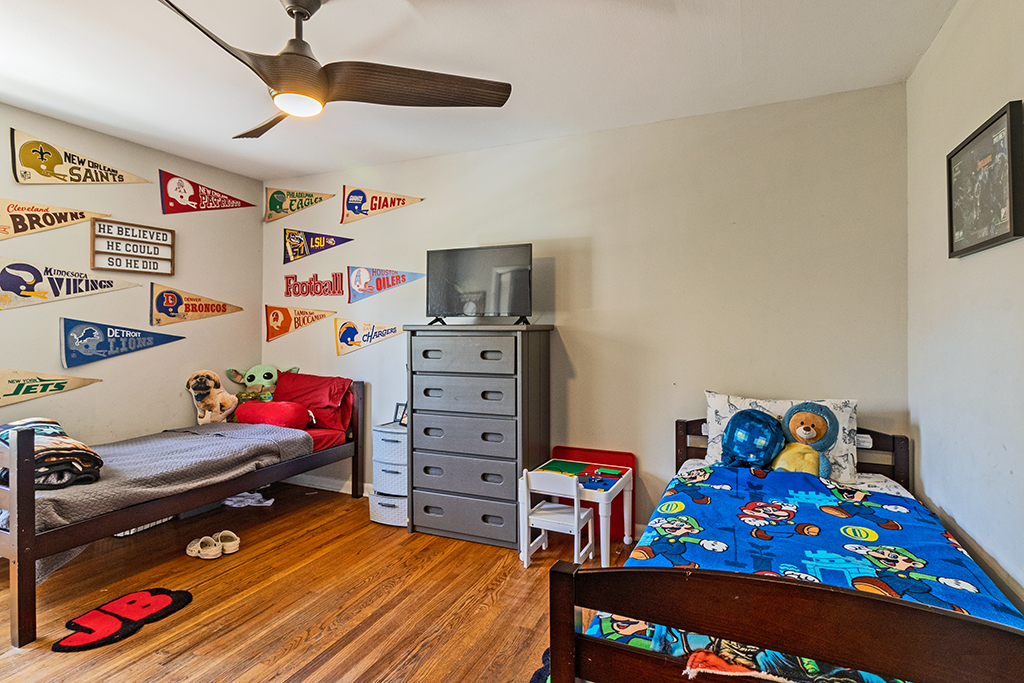 231 Alexandria Dr – Bedroom A01