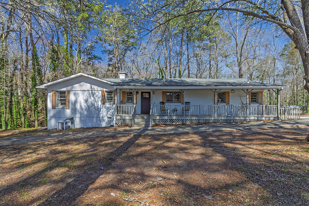 231 Alexandria Dr – EXT 01