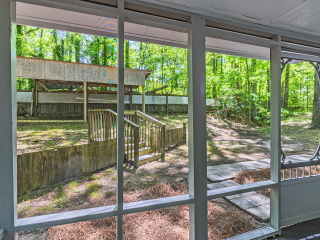 1086 Westminster Cir – Back Porch 02