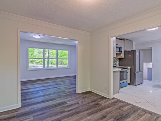 1086 Westminster Cir – Dining Room 02