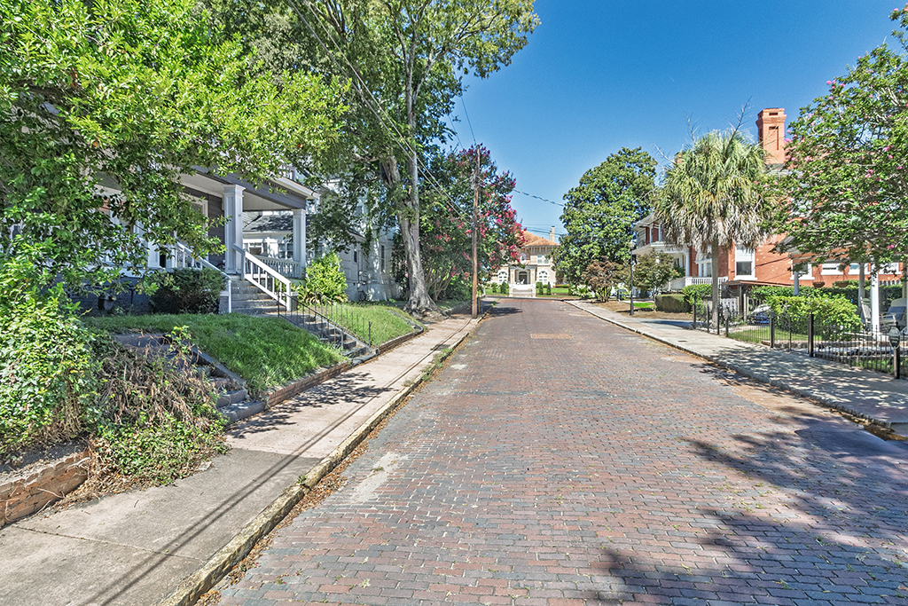 41166 Bond St – Streetview 01