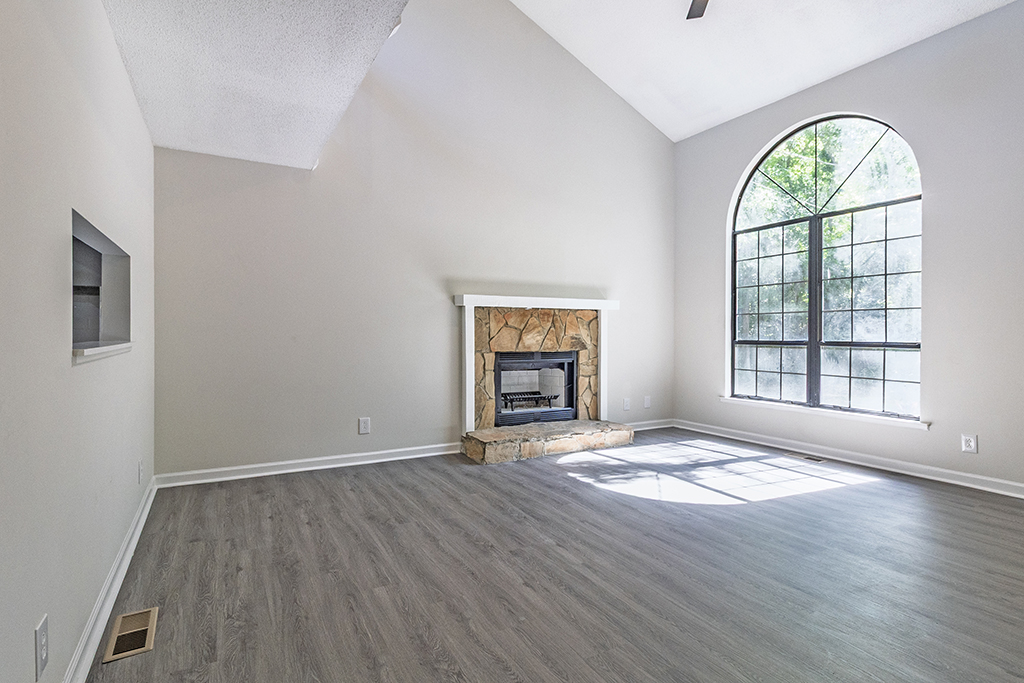 Home and Sky Virtual Staging Example