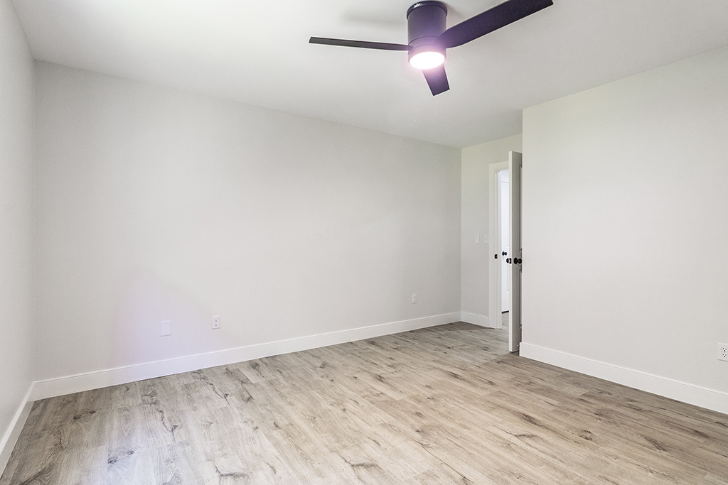 204 Erin Lane – Bedroom C02