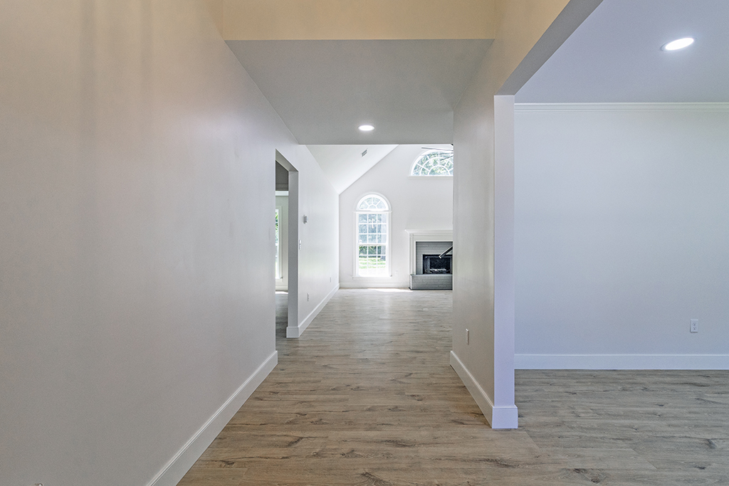 204 Erin Lane – Foyer