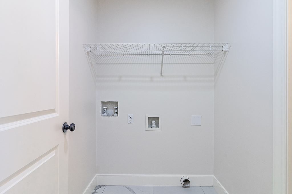 204 Erin Lane – Laundry room