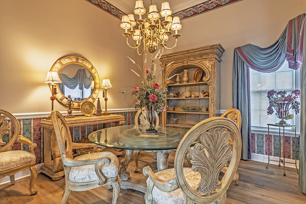 118 Sycamore Rd – Formal Dining Room 01