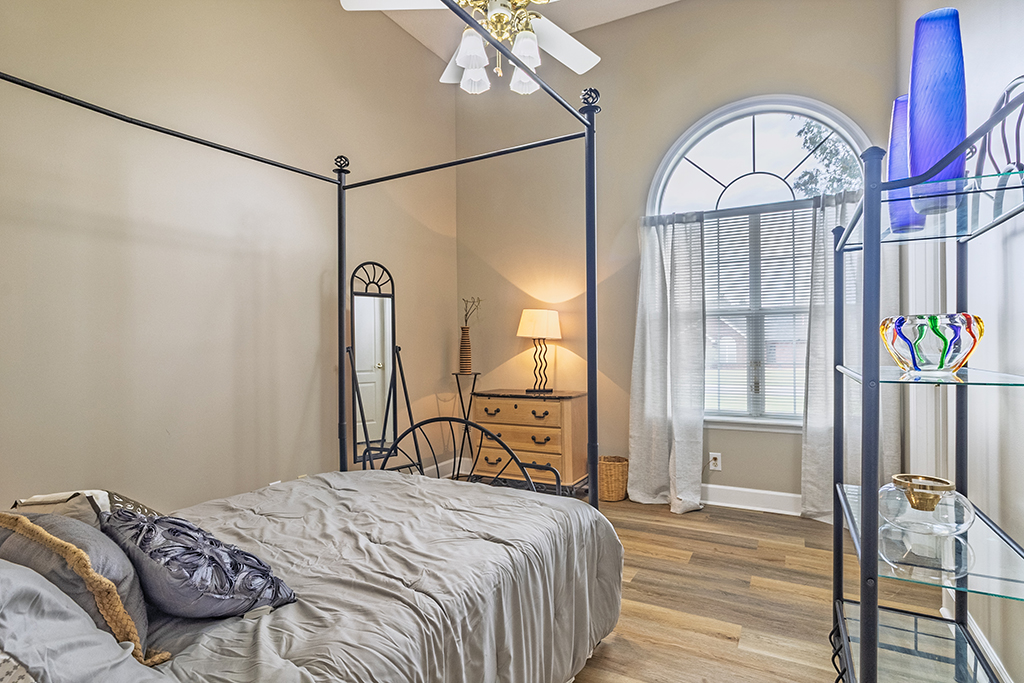 118 Sycamore Rd – Guest BD 01