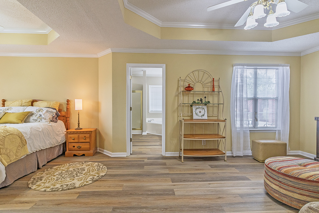 118 Sycamore Rd – MSTR BD 01