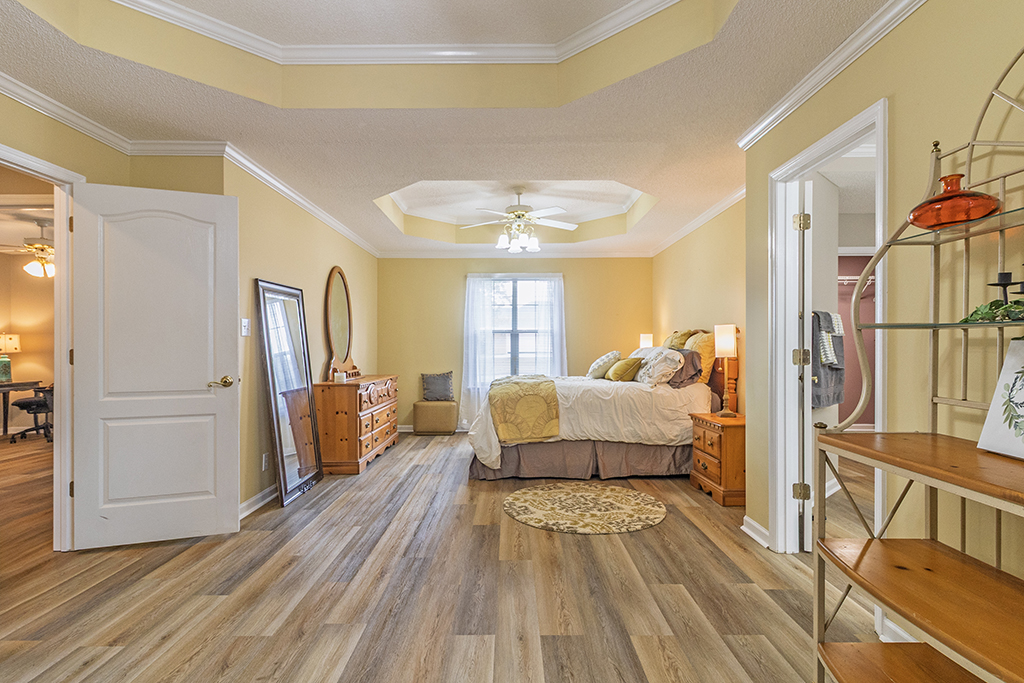118 Sycamore Rd – MSTR BD 04