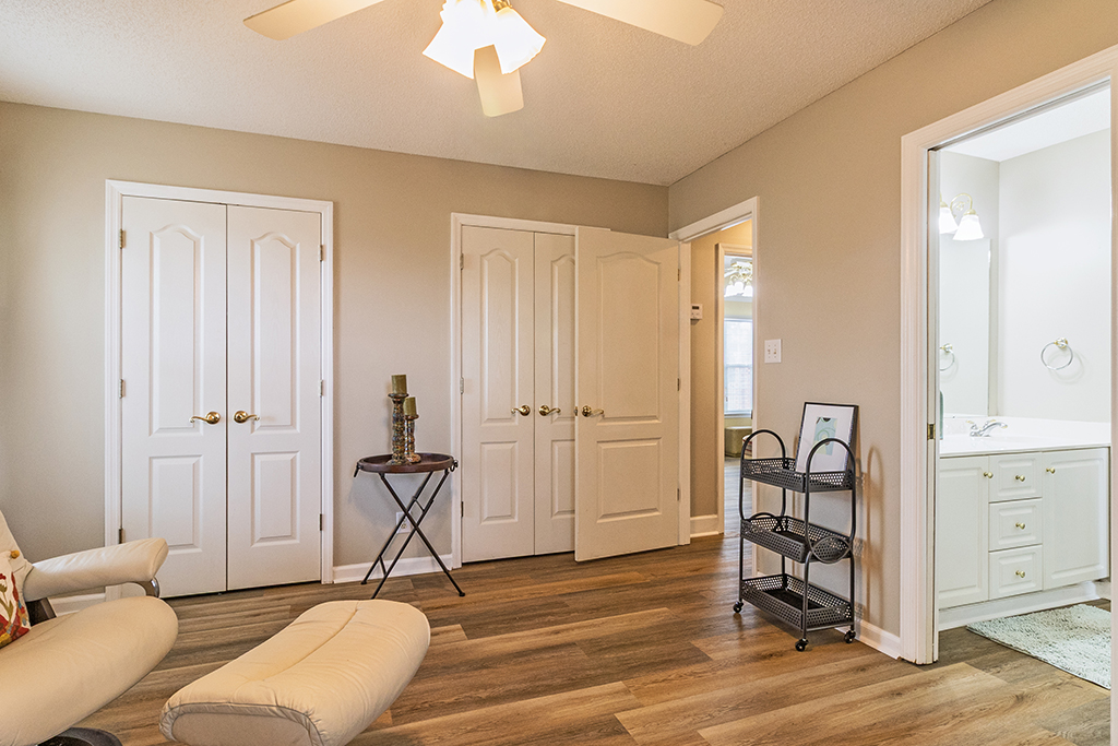 118 Sycamore Rd – Office 02