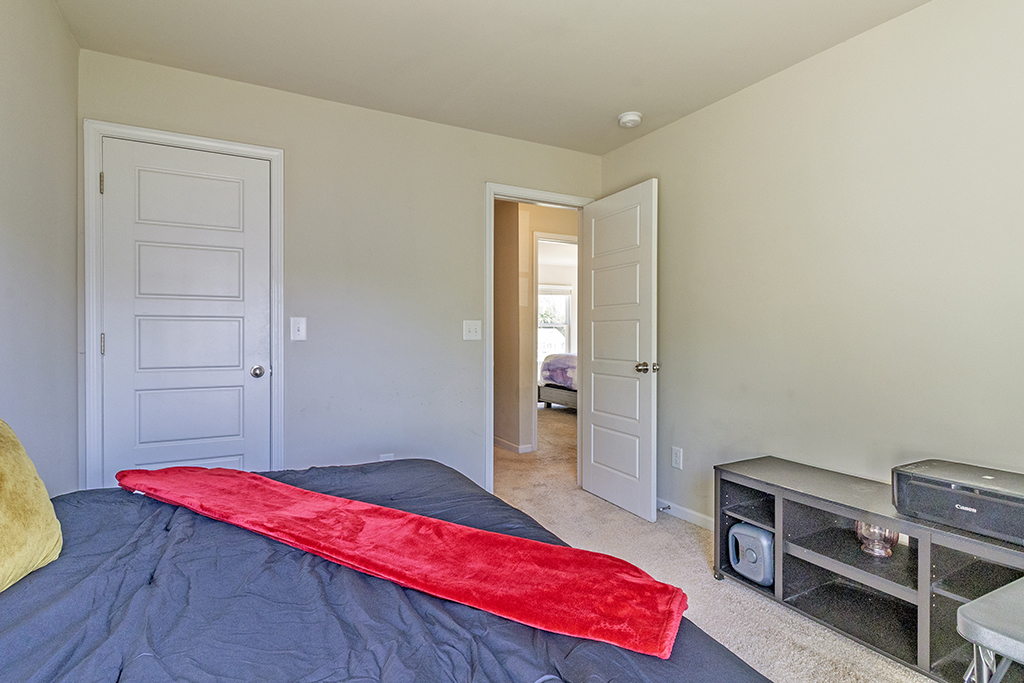 1205 Chardonnay Ln – Bedroom B02