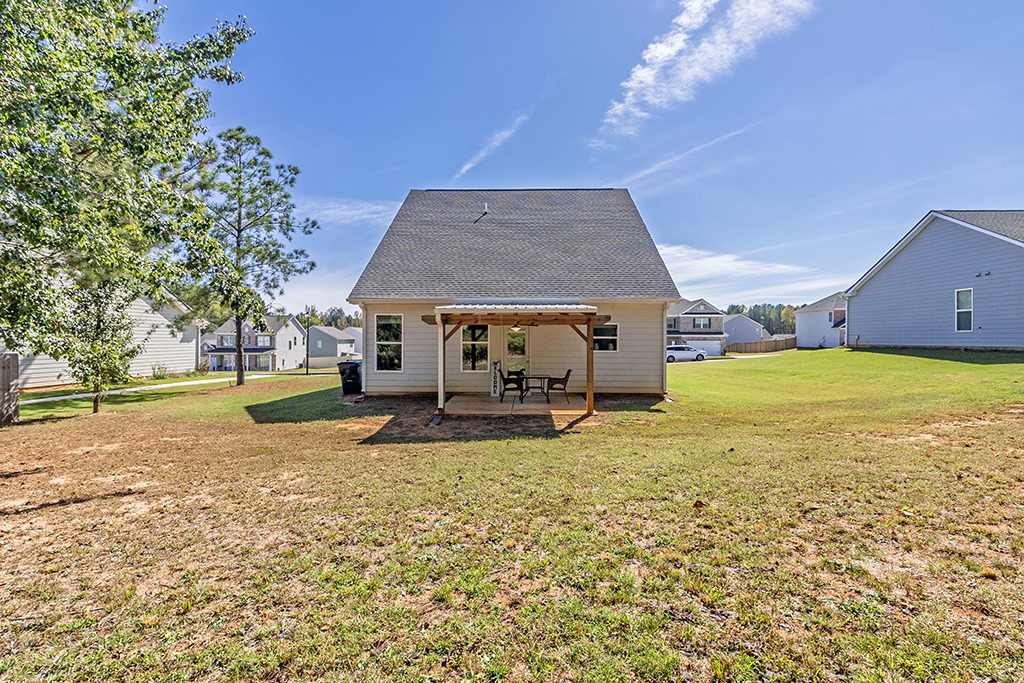 1205 Chardonnay Ln – EXT 06