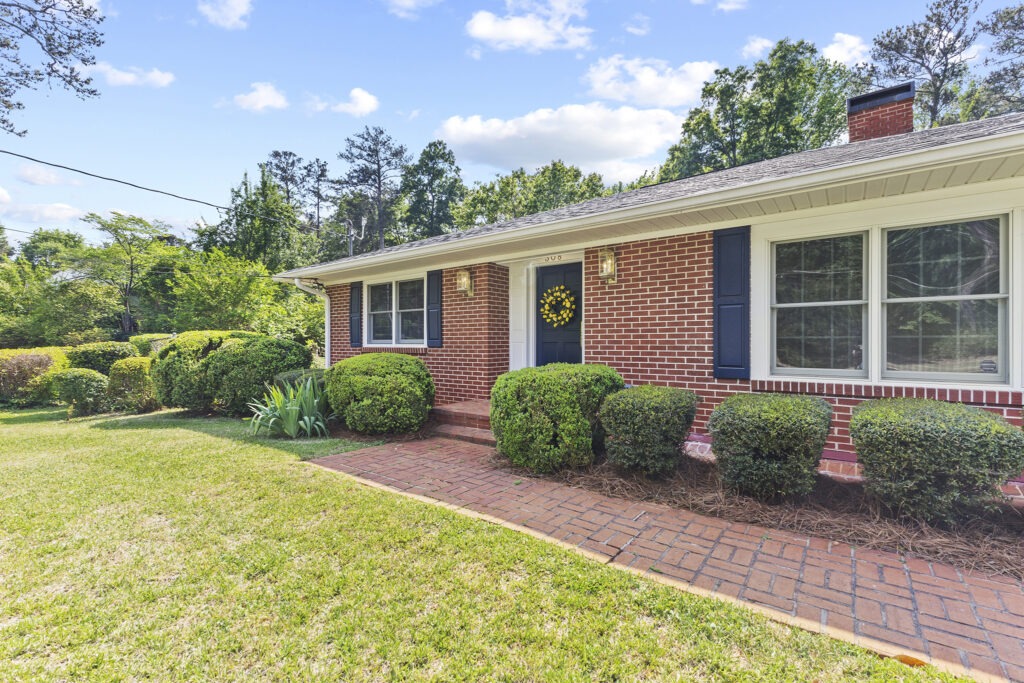308 Cherokee Rd_058