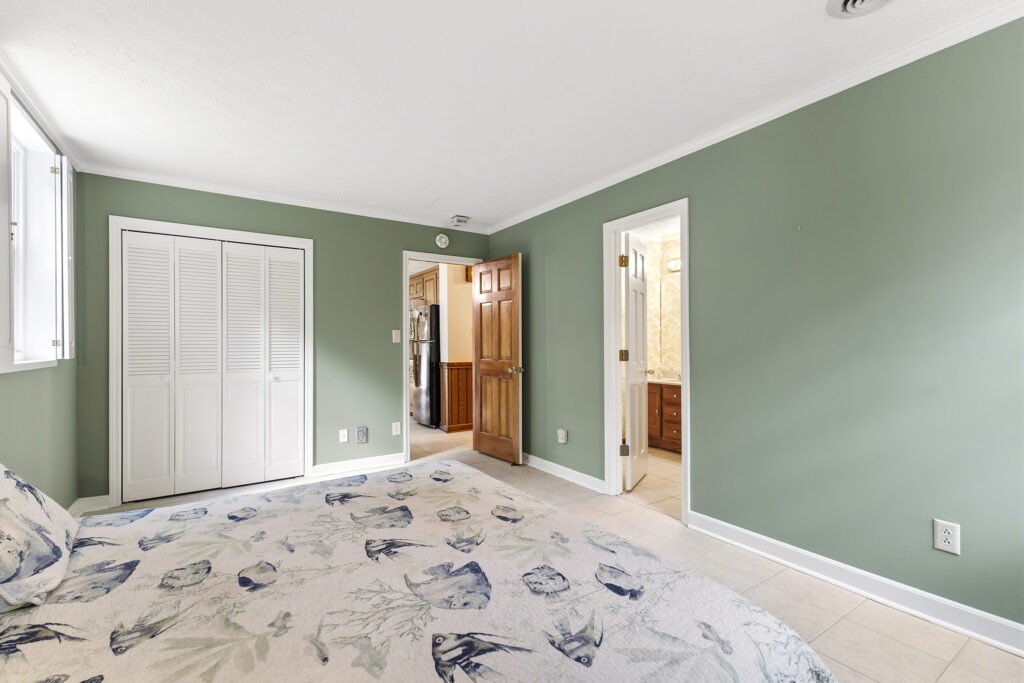 308 Cherokee Rd_141