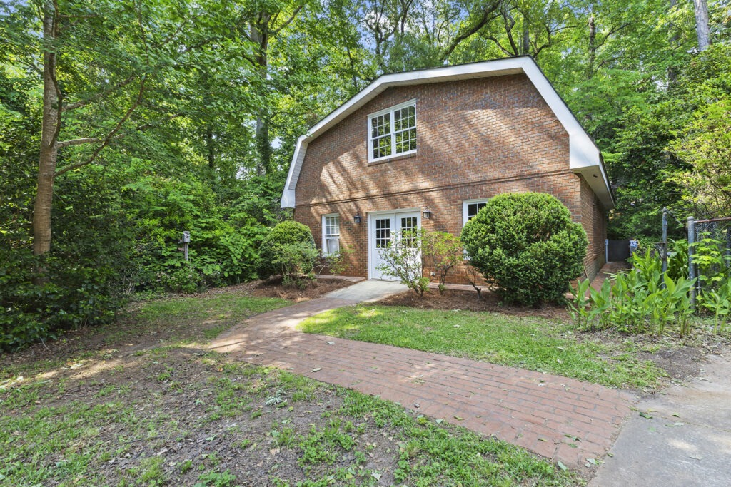 308 Cherokee Rd_151