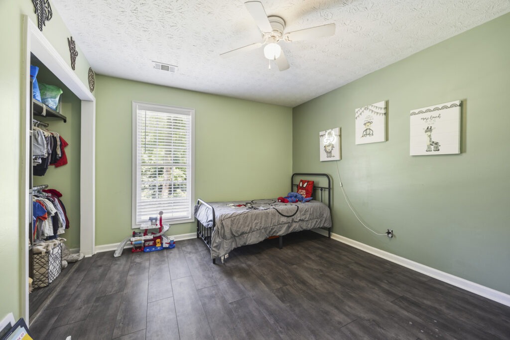515 Creek View Pl McDonough_078