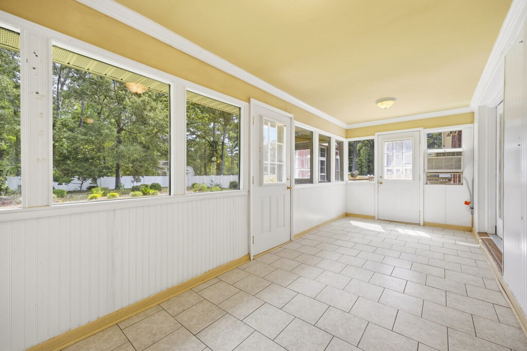 127 S Live Oak Ct Byron_021