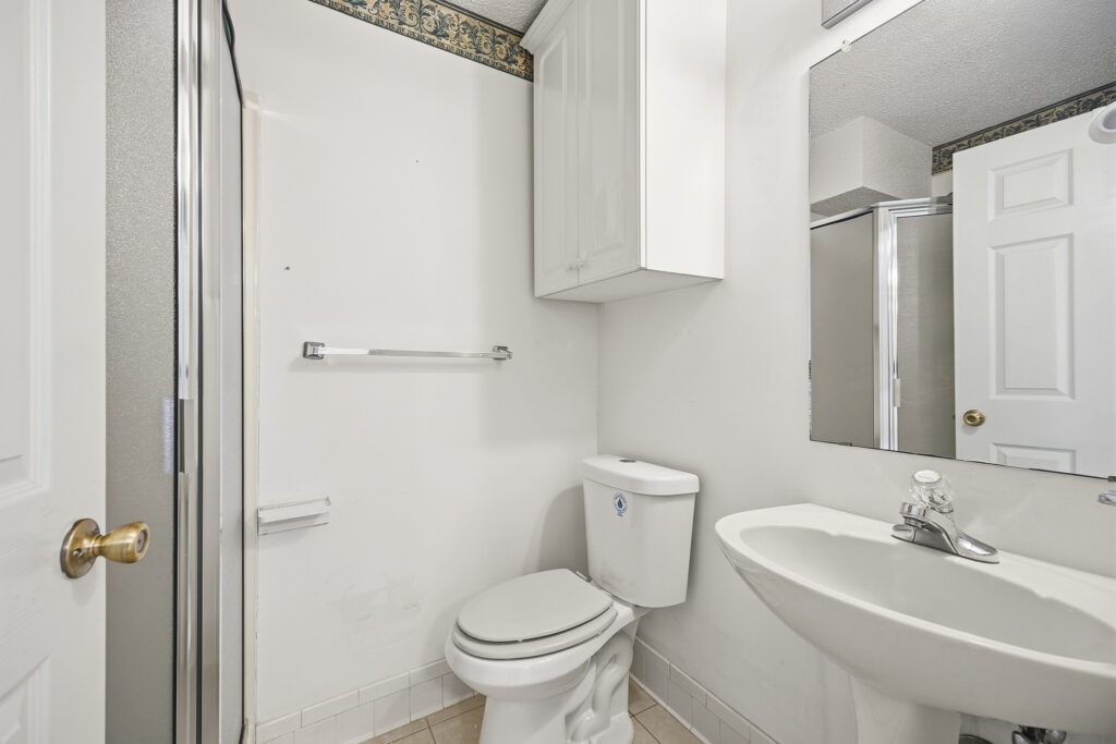 127 S Live Oak Ct Byron_084