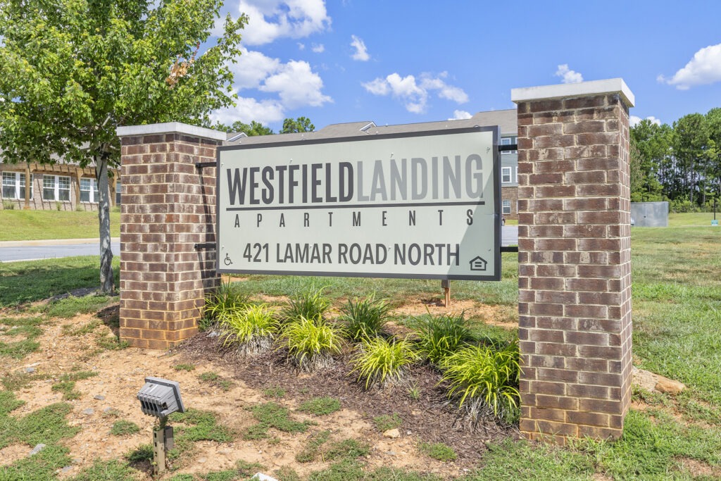 Westfield Landing 421 Lamar Rd N_002